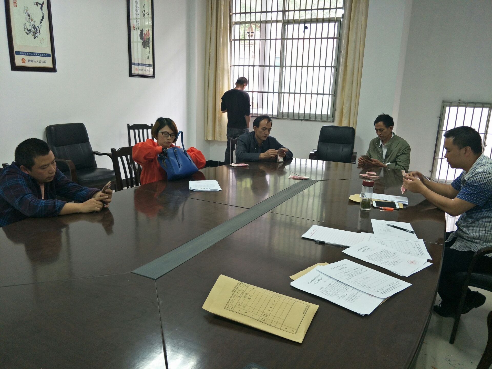 强制执行保民生 人性执行显温情1.jpg 强制执行保民生 人性执行显温情1.jpg