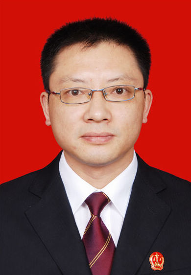 五里法庭庭长 于 平.jpg 五里法庭庭长 于 平.jpg